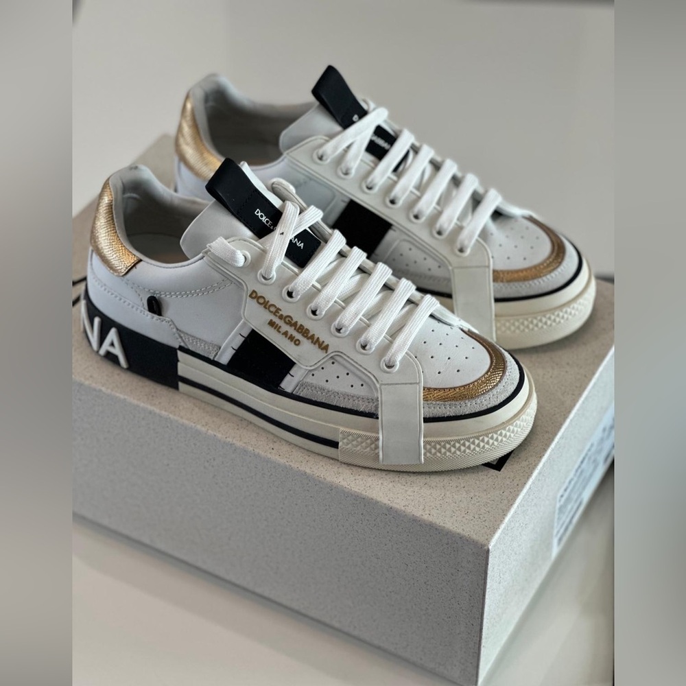 Dolce & Gabbana 2.Zero lace up sneakers Size 41 EU/ 8.5 US